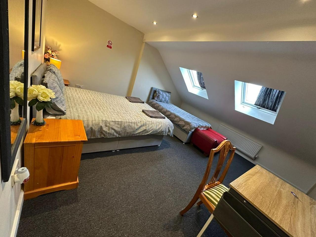 Luton Town House Near Airport Homestay Luton (Bedfordshire)